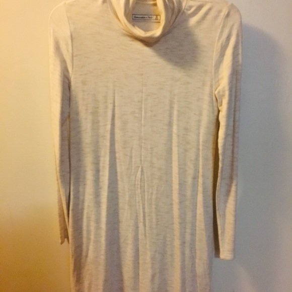 Cream turtle neck cotton dress - Picture 2 of 4